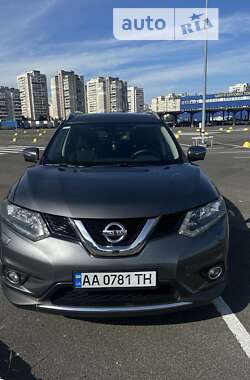 Позашляховик / Кросовер Nissan X-Trail 2017 в Києві