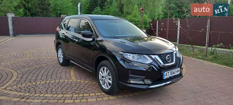 Внедорожник / Кроссовер Nissan X-Trail 2021 в Ивано-Франковске
