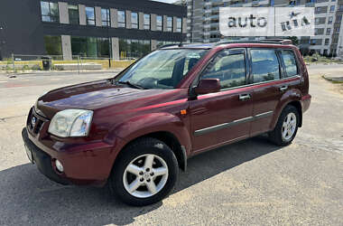 Внедорожник / Кроссовер Nissan X-Trail 2004 в Львове