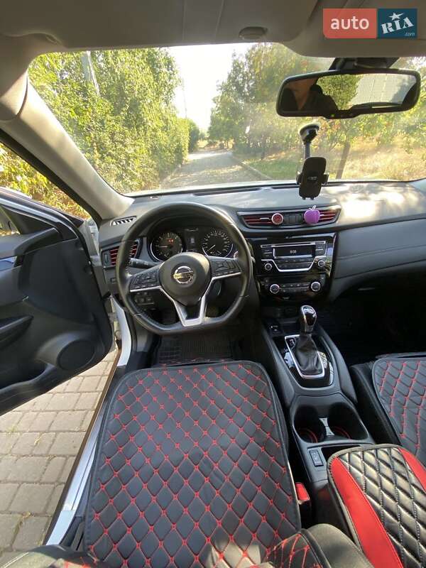 Внедорожник / Кроссовер Nissan X-Trail 2021 в Южном