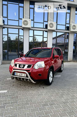 Позашляховик / Кросовер Nissan X-Trail 2013 в Рівному