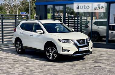 Позашляховик / Кросовер Nissan X-Trail 2020 в Рівному