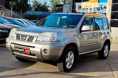 Позашляховик / Кросовер Nissan X-Trail 2004 в Харкові