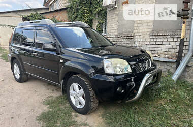 Внедорожник / Кроссовер Nissan X-Trail 2004 в Краснограде