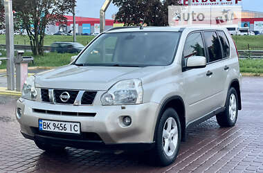 Внедорожник / Кроссовер Nissan X-Trail 2007 в Ровно