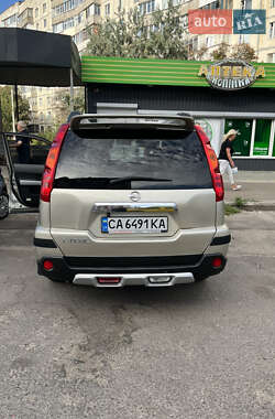 Внедорожник / Кроссовер Nissan X-Trail 2008 в 