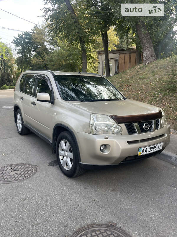 Позашляховик / Кросовер Nissan X-Trail 2008 в Києві