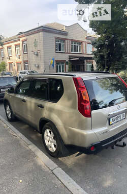 Позашляховик / Кросовер Nissan X-Trail 2008 в Києві