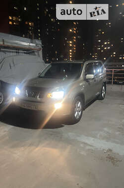 Позашляховик / Кросовер Nissan X-Trail 2008 в Києві