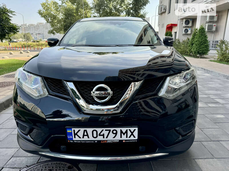 Позашляховик / Кросовер Nissan X-Trail 2016 в Києві