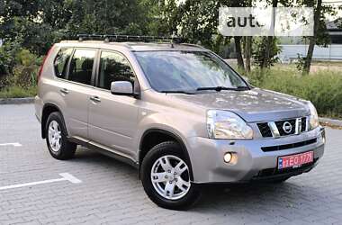 Внедорожник / Кроссовер Nissan X-Trail 2010 в Ковеле