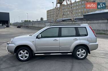 Внедорожник / Кроссовер Nissan X-Trail 2005 в Киеве