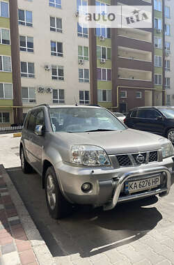 Позашляховик / Кросовер Nissan X-Trail 2005 в Бобрику