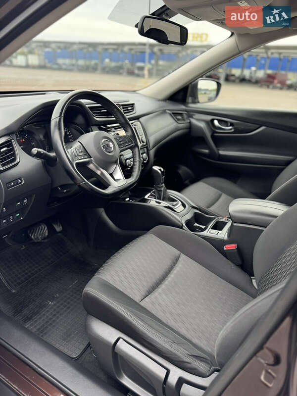 Позашляховик / Кросовер Nissan X-Trail 2018 в Солонці