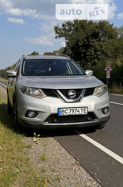 Внедорожник / Кроссовер Nissan X-Trail 2015 в Львове