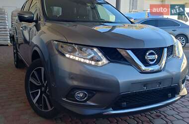 Внедорожник / Кроссовер Nissan X-Trail 2015 в Ровно