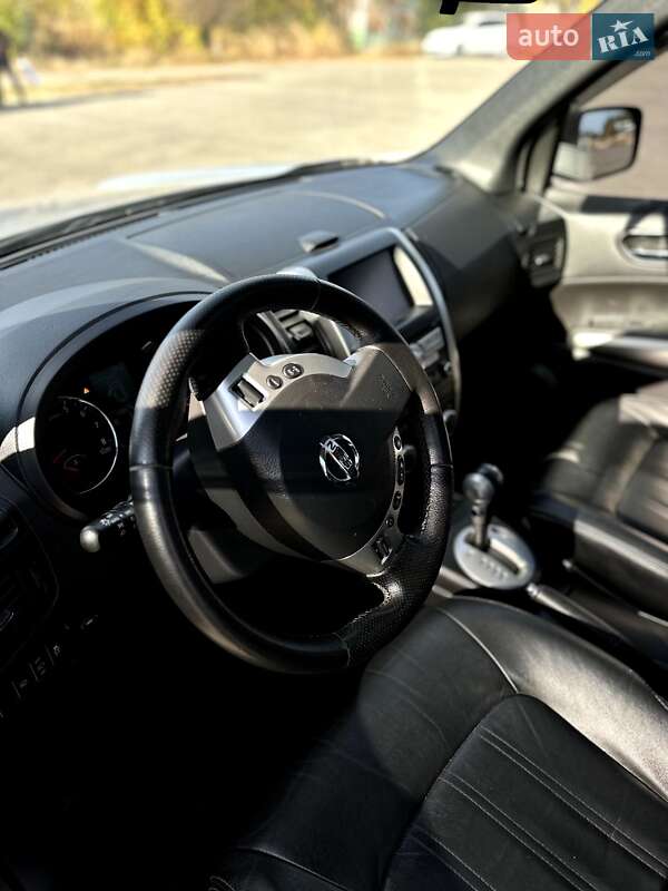 Позашляховик / Кросовер Nissan X-Trail 2012 в Полтаві