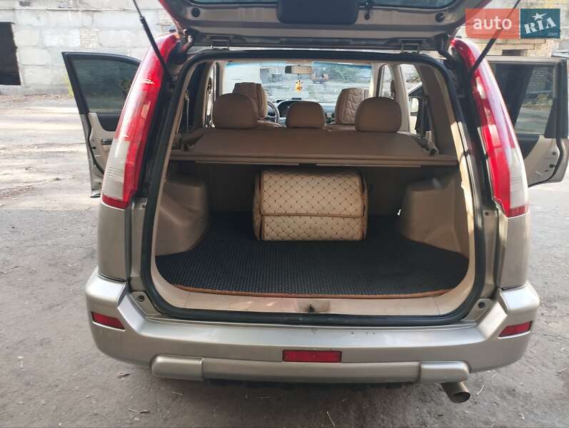 Внедорожник / Кроссовер Nissan X-Trail 2003 в Киеве фото 16 Внедорожник / Кроссовер Nissan X-Trail 2003 в Киеве