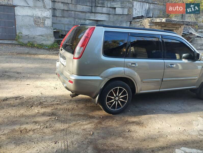 Внедорожник / Кроссовер Nissan X-Trail 2003 в Киеве фото 32 Внедорожник / Кроссовер Nissan X-Trail 2003 в Киеве
