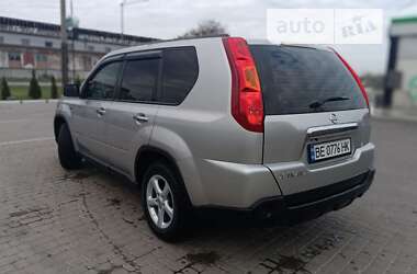 Позашляховик / Кросовер Nissan X-Trail 2008 в Червонограді