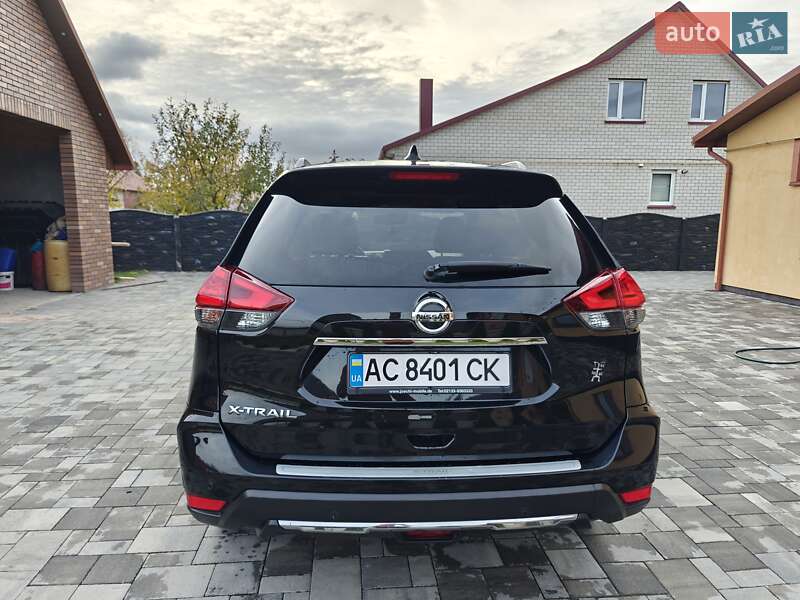 Внедорожник / Кроссовер Nissan X-Trail 2017 в Камне-Каширском