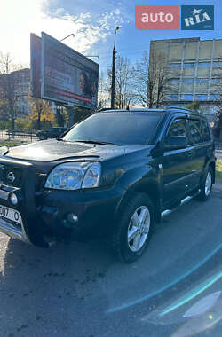 Внедорожник / Кроссовер Nissan X-Trail 2005 в Львове