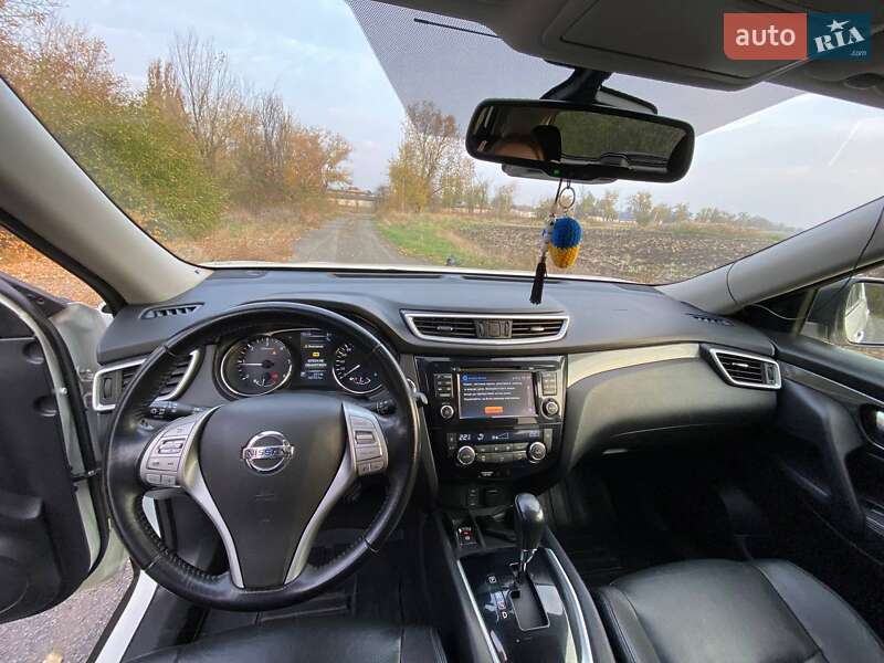 Внедорожник / Кроссовер Nissan X-Trail 2017 в Кривом Роге