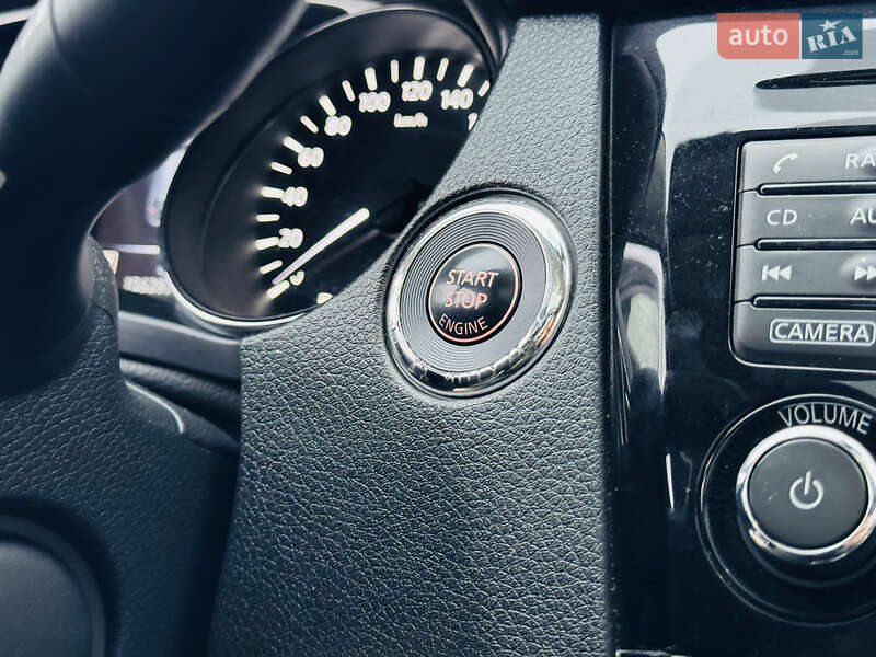 Позашляховик / Кросовер Nissan X-Trail 2014 в Харкові