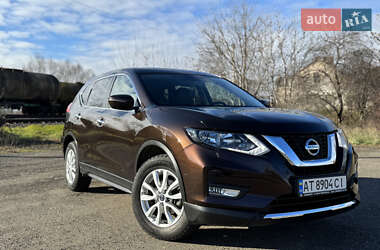 Внедорожник / Кроссовер Nissan X-Trail 2018 в Калуше