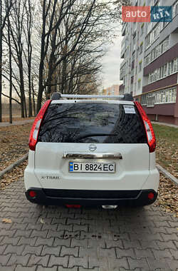 Внедорожник / Кроссовер Nissan X-Trail 2011 в Полтаве