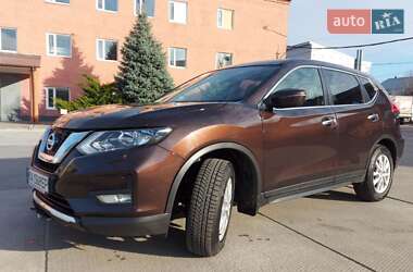 Внедорожник / Кроссовер Nissan X-Trail 2021 в 