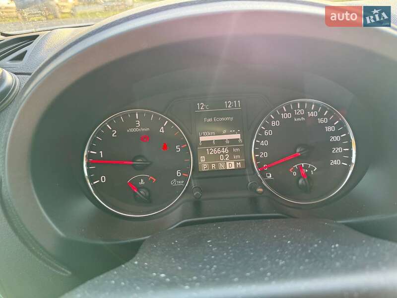 Позашляховик / Кросовер Nissan X-Trail 2012 в Львові