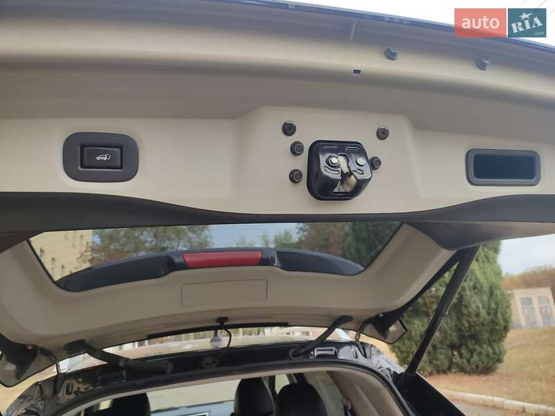 Позашляховик / Кросовер Nissan X-Trail 2014 в Десні