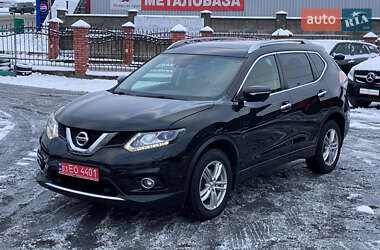 Внедорожник / Кроссовер Nissan X-Trail 2015 в Ровно