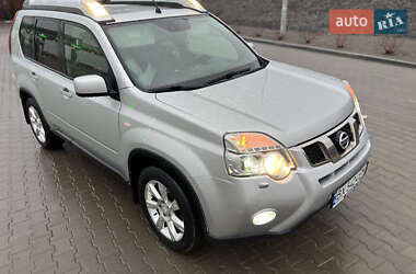 Внедорожник / Кроссовер Nissan X-Trail 2011 в Хмельницком