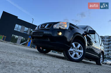 Позашляховик / Кросовер Nissan X-Trail 2008 в Львові