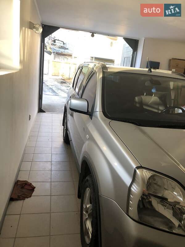 Внедорожник / Кроссовер Nissan X-Trail 2007 в Каменец-Подольском