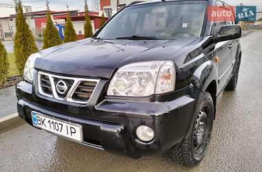 Позашляховик / Кросовер Nissan X-Trail 2003 в Рівному