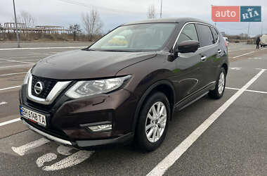 Позашляховик / Кросовер Nissan X-Trail 2018 в 