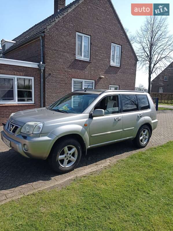 Nissan X-Trail 2003