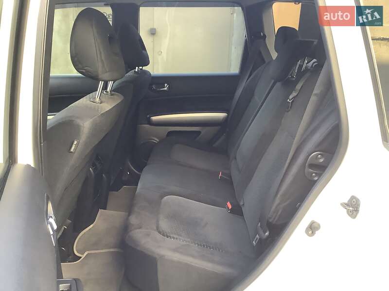 Позашляховик / Кросовер Nissan X-Trail 2011 в Чорноморську