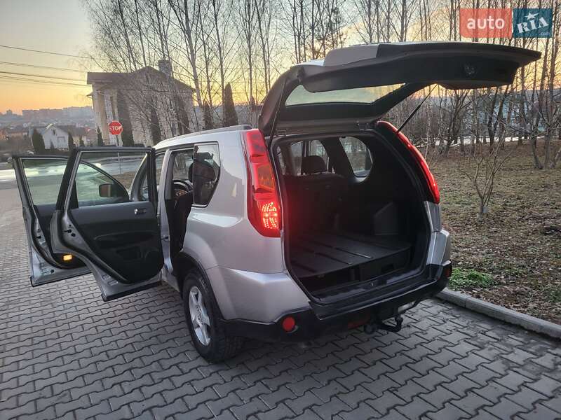 Позашляховик / Кросовер Nissan X-Trail 2008 в Хмельницькому