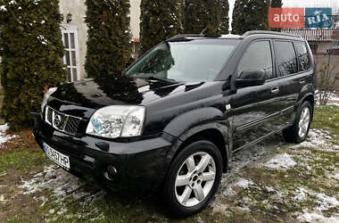 Позашляховик / Кросовер Nissan X-Trail 2006 в Чопі