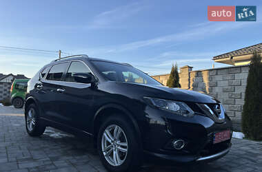 Внедорожник / Кроссовер Nissan X-Trail 2015 в Ровно