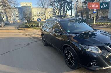 Внедорожник / Кроссовер Nissan X-Trail 2017 в Черновцах