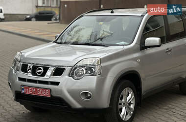 Позашляховик / Кросовер Nissan X-Trail 2011 в Звягелі