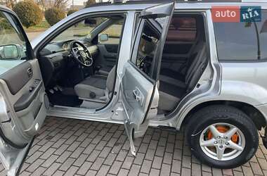 Позашляховик / Кросовер Nissan X-Trail 2004 в Виноградові