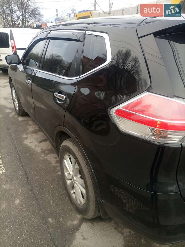 Внедорожник / Кроссовер Nissan X-Trail 2015 в Соленом