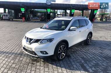 Позашляховик / Кросовер Nissan X-Trail 2016 в Луцьку