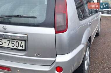 Позашляховик / Кросовер Nissan X-Trail 2006 в Києві